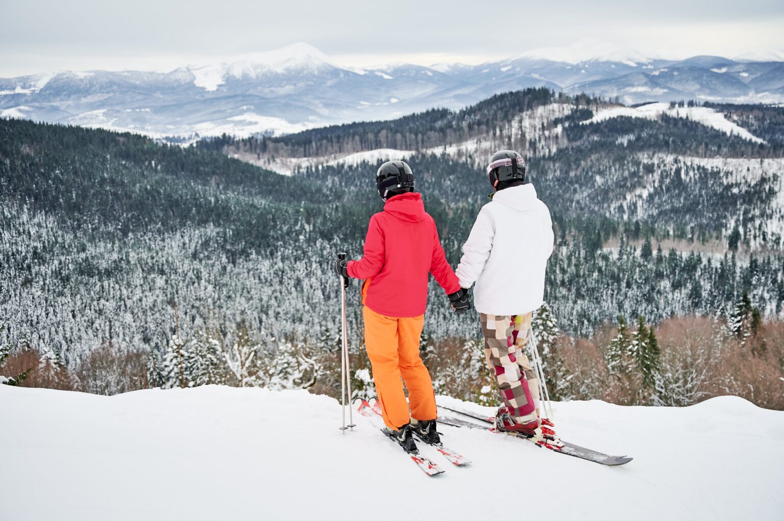 How to cope with motion sickness while skiing
